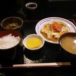 彩四季 - 