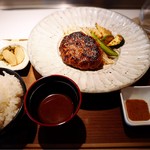 鉄板焼 八七七 - 