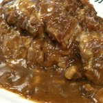 福島上等カレー - カツカレーにトッピングでチーズ、温玉