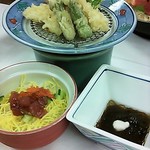 Hoteru Dankouen - 春野菜天婦羅＆ちらし寿司＆もずく酢