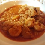 海老と魚介のアロスメロッソ　うま味たっぷり