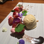 TACUBO - 苺のタルト2010（CAINOYA）