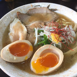 麺屋 裕 - 蟹塩そば（750円＋煮卵100円）