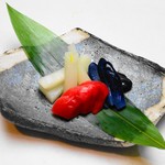 Kappou Izakaya Hanagiku - 漬物の三種盛り合わせ　550円