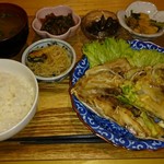 ロクマルイチ カフェ アンド バー