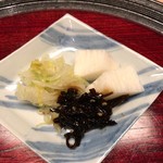 あらや滔々庵 - 香の物：長芋 白菜 昆布