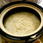 銀座 しのはら - 食事：新生姜の谷中ごはん炊きあがり