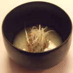 アコルドゥ - 1月　「ニホンテキナオワン」　たら白子と軽いサルサヴェルテ