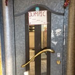 ザ アジアンダイニング&バー Olympic - 入口・・・。