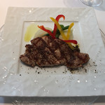 アンティコ　カステッロ - セコンドピアット（豚ロースのグリル 黒胡椒ソース）