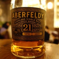 TOKYO Whisky Library - 