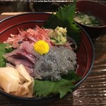 浜焼き･海鮮丼 かもめ丸 - ぬまづ丼