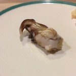 うを徳 - 鳥貝（握り）