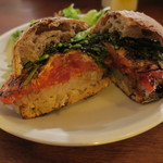 パーラー江古田 - サンドイッチW(ドッピオ)：新玉ねぎと菜の花 フレッシュトマトとペコリーノチーズ、雑穀パンで1
