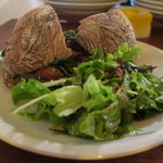 パーラー江古田 - サンドイッチW(ドッピオ)：新玉ねぎと菜の花 フレッシュトマトとペコリーノチーズ、雑穀パンで4