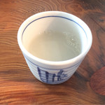 手打そば　稜庵 - そば湯：量は限られていますが、白濁した美味しいそば湯です。