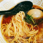 中村麺三郎商店 - 麺はいつもの伸びやかな腰のある自家製細麺。