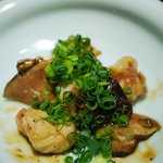 白金魚 - 海老とキノコのオイスターソース炒め