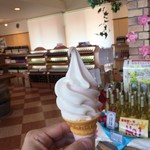 はこだてわいん 葡萄館 - 