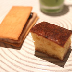 下段②ベーコンと玉葱のケークサレ③フォアグラのレーズンサンド