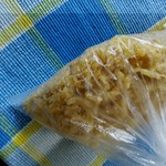 そば哲 - 無料で頂いた。天かす♡