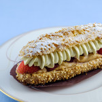 リョウラ - エクレールフレーズピスターシュ（460円）★4.5