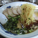 尾道一番 - チャーシュー麺850円