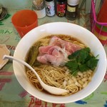 ハイデン.コッコFACTORY サマンサ・タマサ - 魚介煮干し中華そば大盛り。