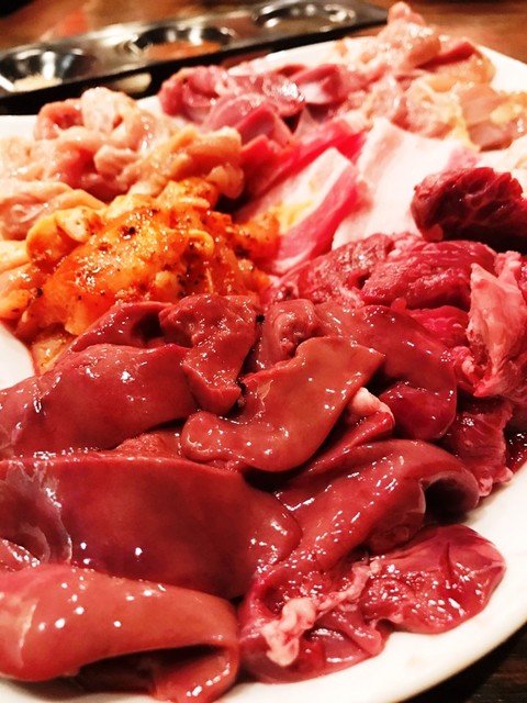 姫路 焼き鳥 自分で焼くスタイルの食べ飲み放題はなんかぐっちゃぐちゃ 鳥助 姫路店 By Y グルメ あぶり焼鳥 鳥助 姫路店 山陽姫路 焼鳥 食べログ