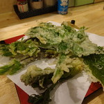 寅一 - 板長自慢の山菜天婦羅