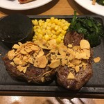 熟成牛ステーキ＆プレミアムハンバーグ Gottie'sBEEF - 熟成牛ガーリックステーキ300g