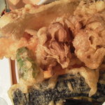 海鮮処 海門 - 天ぷら丼も大迫力