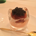 レストラン コーイン - 赤ピーマンのババロア 蟹のコンソメジュレ キャビア添え