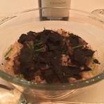レストラン コーイン - 付け合わせの鳩と黒トリュフのピラフ
