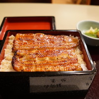 かぐら坂 志満金 - うな重 東 間蒸し