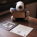 うさぎとぼく - 今日のレストランは予約制になっていてこれは予約券。なんでもこのレストランが舞台となるストーリーがあるそうで予約時に頂いたカードには物語のプロローグが書かれています。もう予約した時からワクワクのボキら！