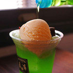 うさぎとぼく - そして自分でソーダを注ぐ楽しみも・・・♪
      しゅわしゅわ～と美味しそう。