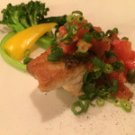 チベッタ - 魚料理。とても美味しかったという事しか覚えてません(^^;; このあとすごい霜降りの銘柄牛のステーキが出たのですが撮影を失念。