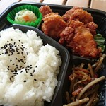 あぐれっしゅげんき村 - 唐揚げ弁当398円