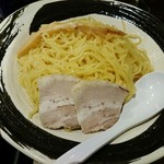 神保家 - 多加水の中細中華麺
