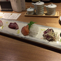 割烹本山サカナ - おまかせお造り3点盛り 1580円