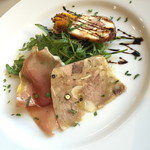 Tanterisa 笑多 - ランチＢコース（２，５００円）の前菜盛り合わせ１『生ハム・自家製コッパ・インボルティーニのサラダ仕立て』２０１６年１月 
