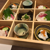 あなごと日本酒 なかむら - お造り盛り合わせを