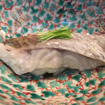 太平寿し - 喉黒の酒蒸寿司