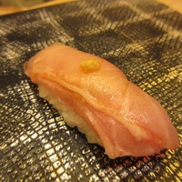 鮨　日本橋　鰤門 - 金目鯛昆布締め