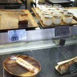 ベーカリー&レストラン沢村 - サンドイッチ、パニーニ、ケーキ