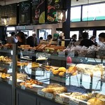 ベーカリー&レストラン沢村 - 内観