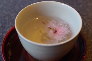 Koraku An - 桜茶