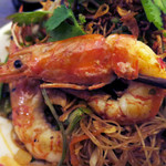 タイ国料理　チャイタレー - 大きなエビが丸ごと2尾も使われてます