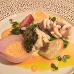 MAVO - 真鱈ブランダード
      ・真鱈ブランダード てん茶ナッペ、真鱈白子、根室 クリガニのビスクソース